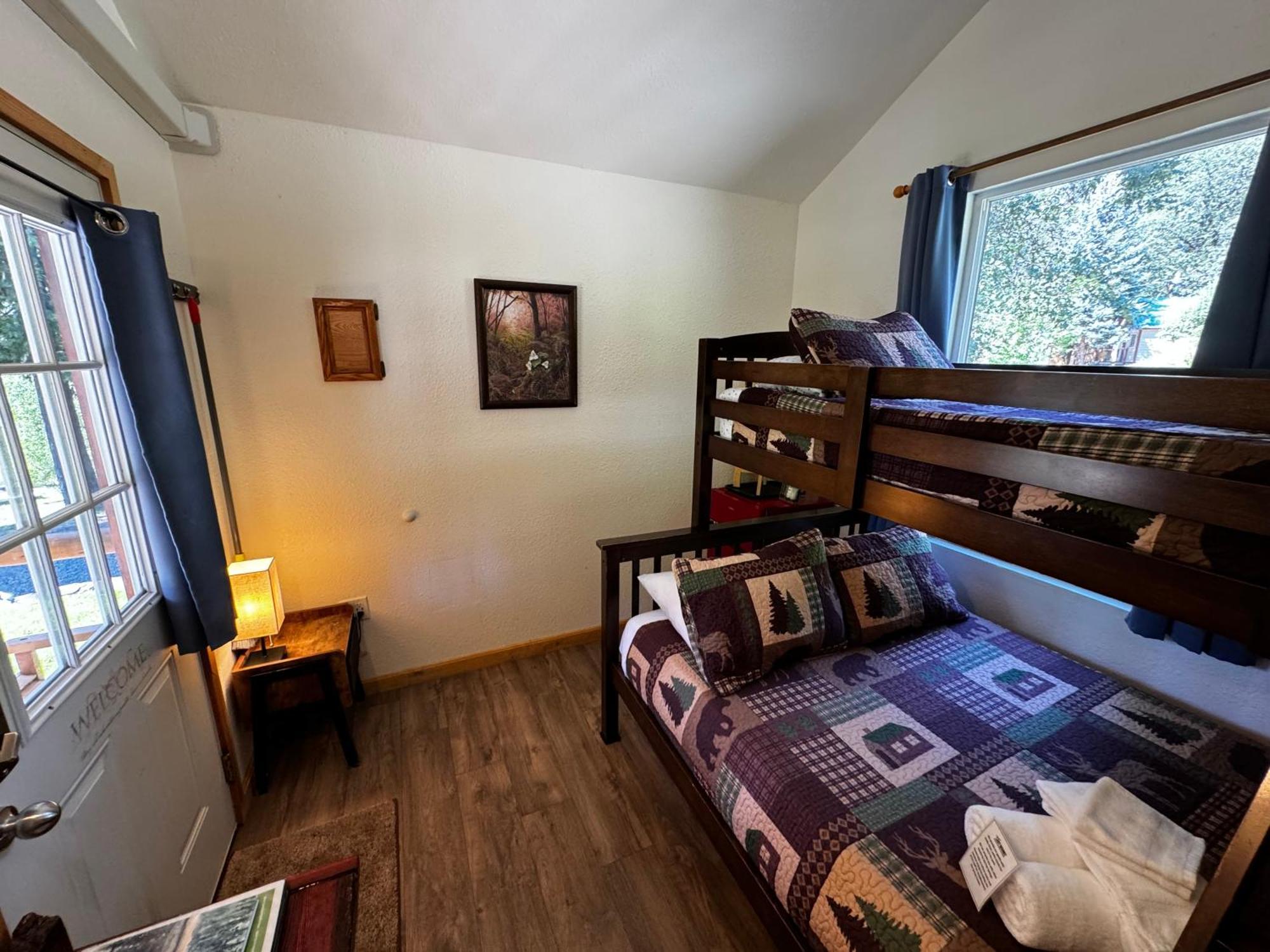 Umpqua'S Last Resort - Wilderness Cabins, Rv Park & Glamping Idleyld Park Eksteriør billede
