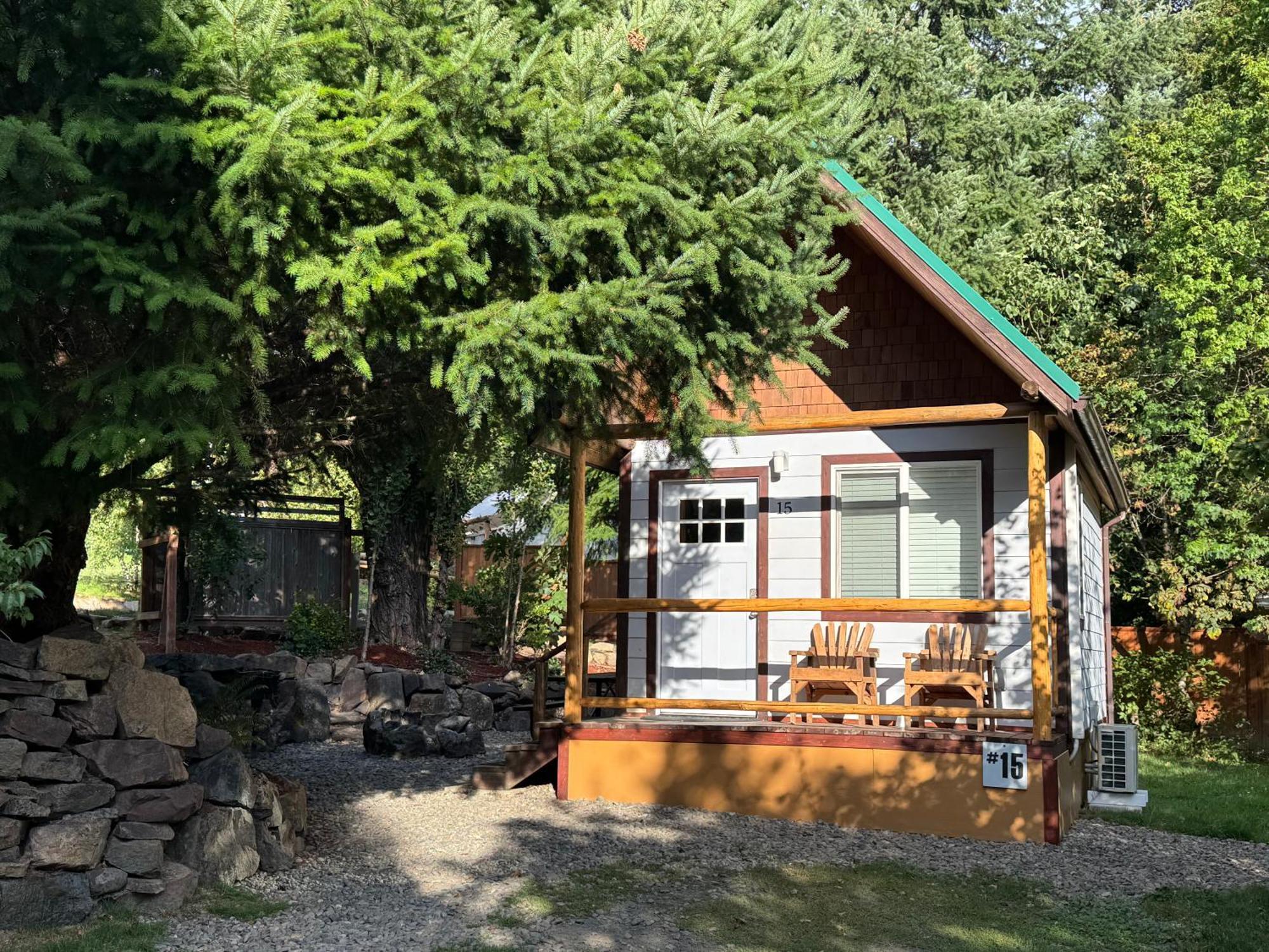 Umpqua'S Last Resort - Wilderness Cabins, Rv Park & Glamping Idleyld Park Eksteriør billede