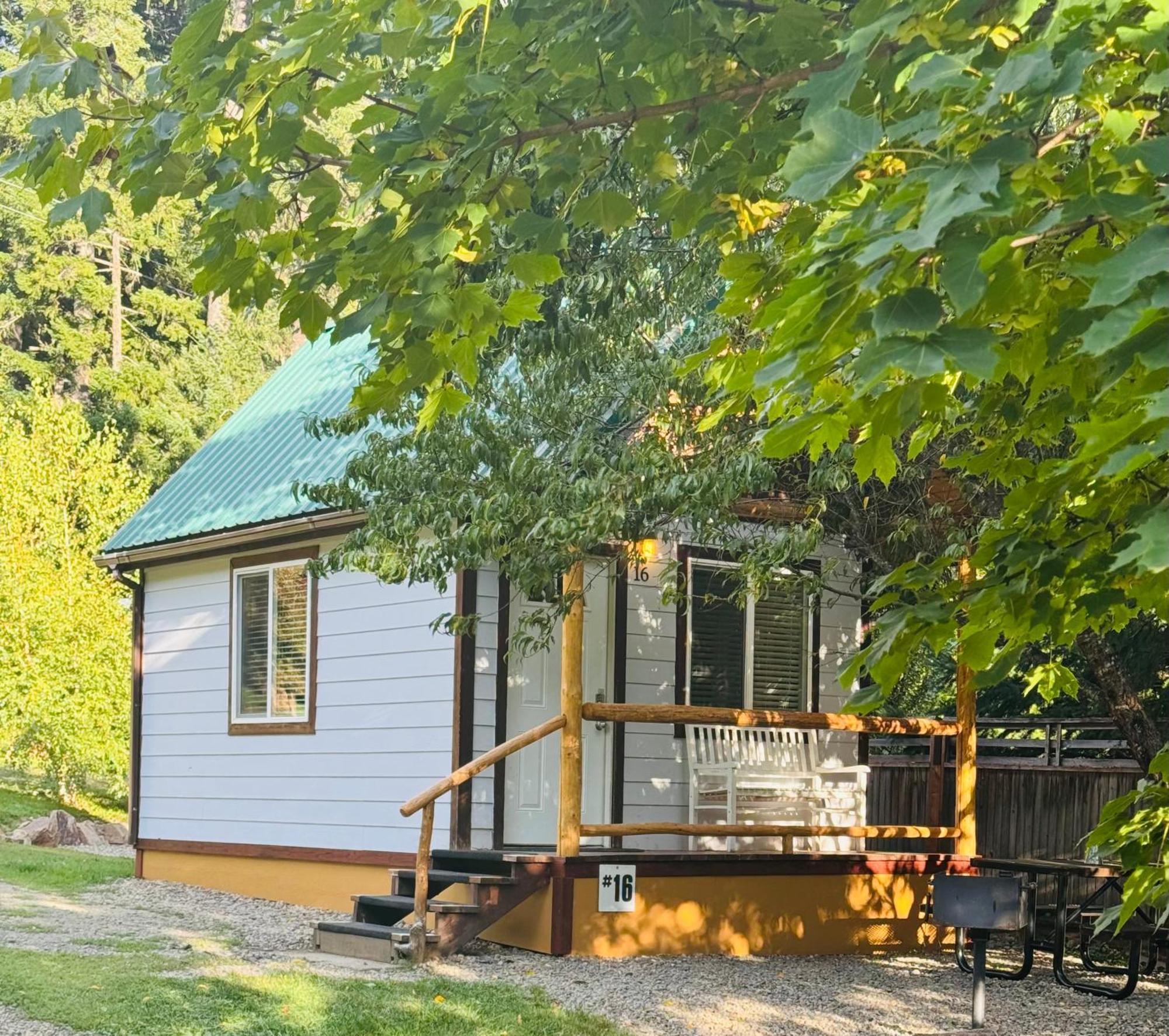Umpqua'S Last Resort - Wilderness Cabins, Rv Park & Glamping Idleyld Park Eksteriør billede